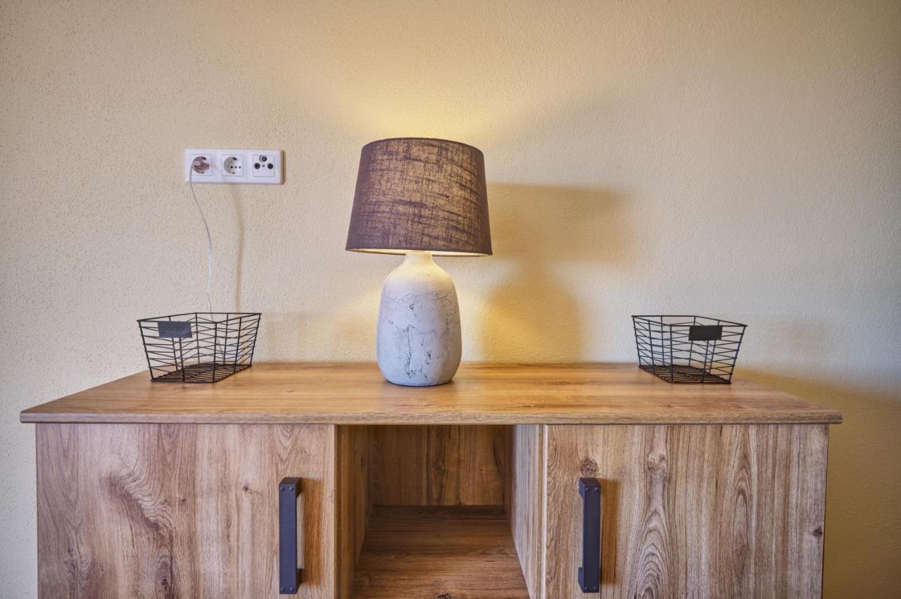 Anovi Holiday Homes By Litto Trogir Buitenkant foto